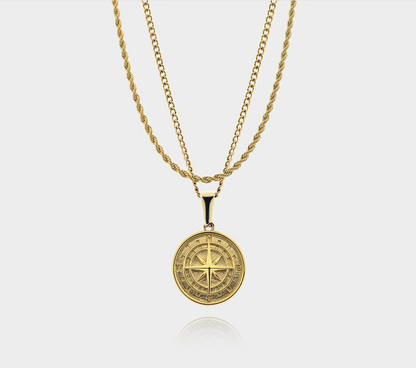 Ciondolo d' oro con Bussola